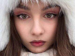 girl showing tits TrinaRushworth