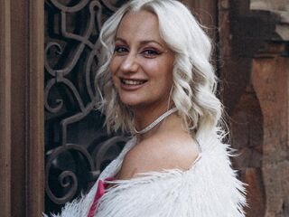 sex show online WilsonAvery