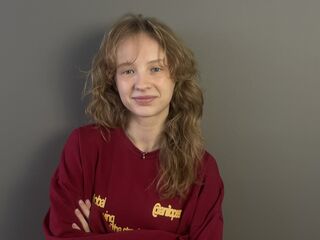 live sex cam WinnifredMckowen