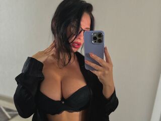 naked webcamgirl picture YannaDim