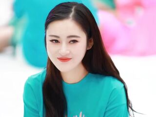 camgirl chat room YolandaYang